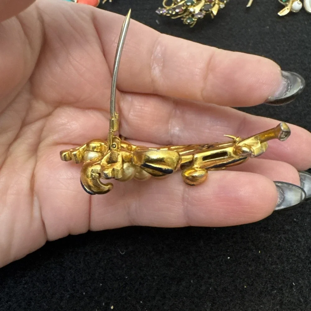Trifari A Philippe Empress Eugenie Gold Pave & Pearls Floral Spray Pin Fur Clip
